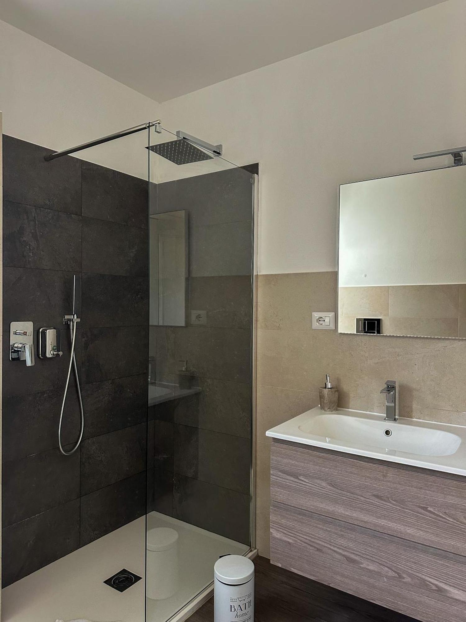 Dante 134 Rooms Cagliari Dış mekan fotoğraf